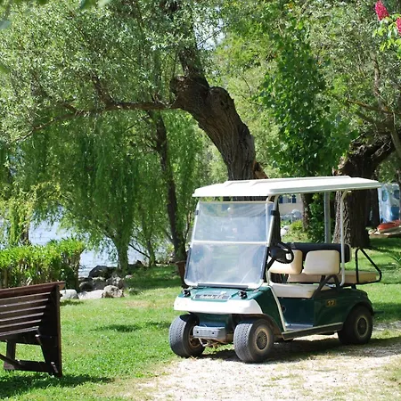 International Glamping Di Bracciano 3*