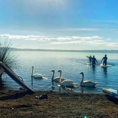 International Glamping Di Bracciano Campeggio