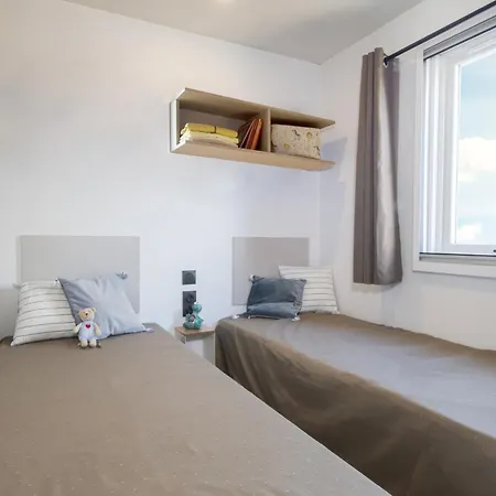 International Glamping Di Bracciano Campeggio