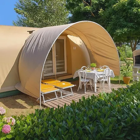 キャンプ場 International Glamping Di Bracciano 3*