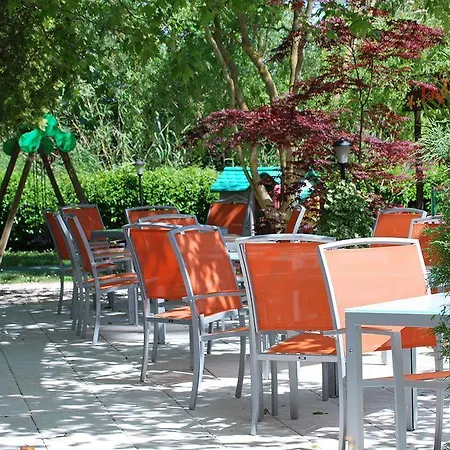 International Glamping Di Bracciano Camping 3*