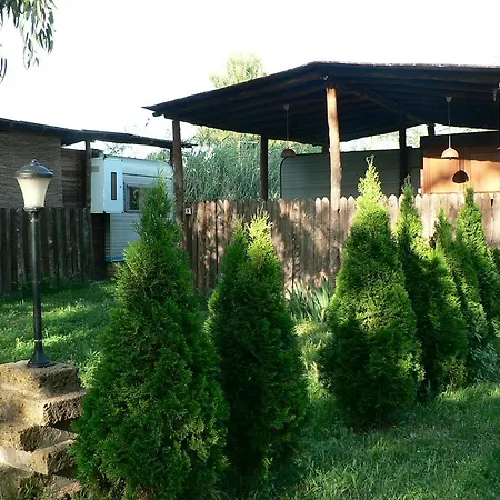International Glamping Di Bracciano 3*
