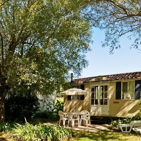 International Glamping Di Bracciano 3*